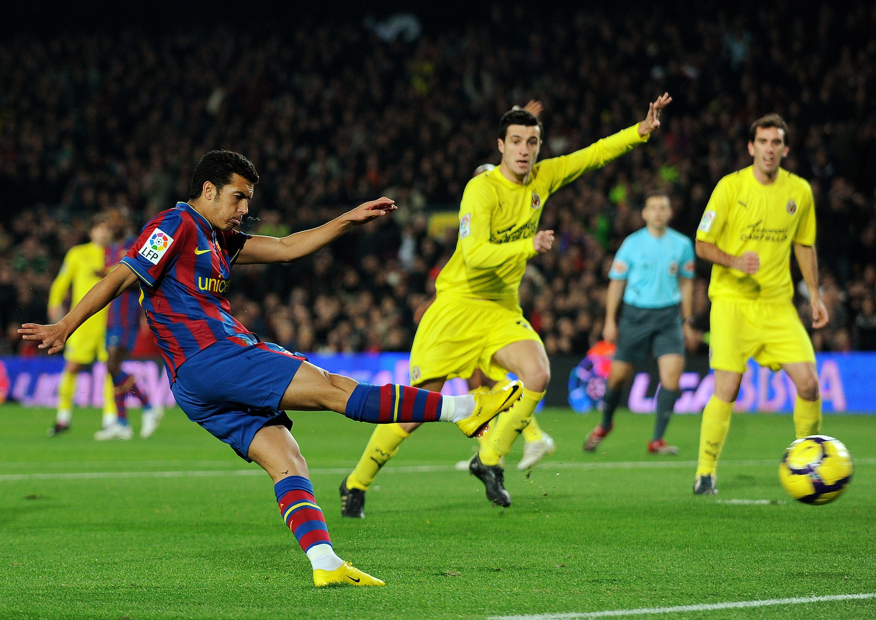 篮球巨星哈登的坚持与努力（哈登的篮球之路：坚韧与拼搏）